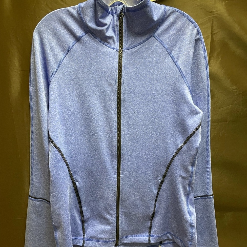 Z by Zella women’s  blue long sleeve zip front sweater.